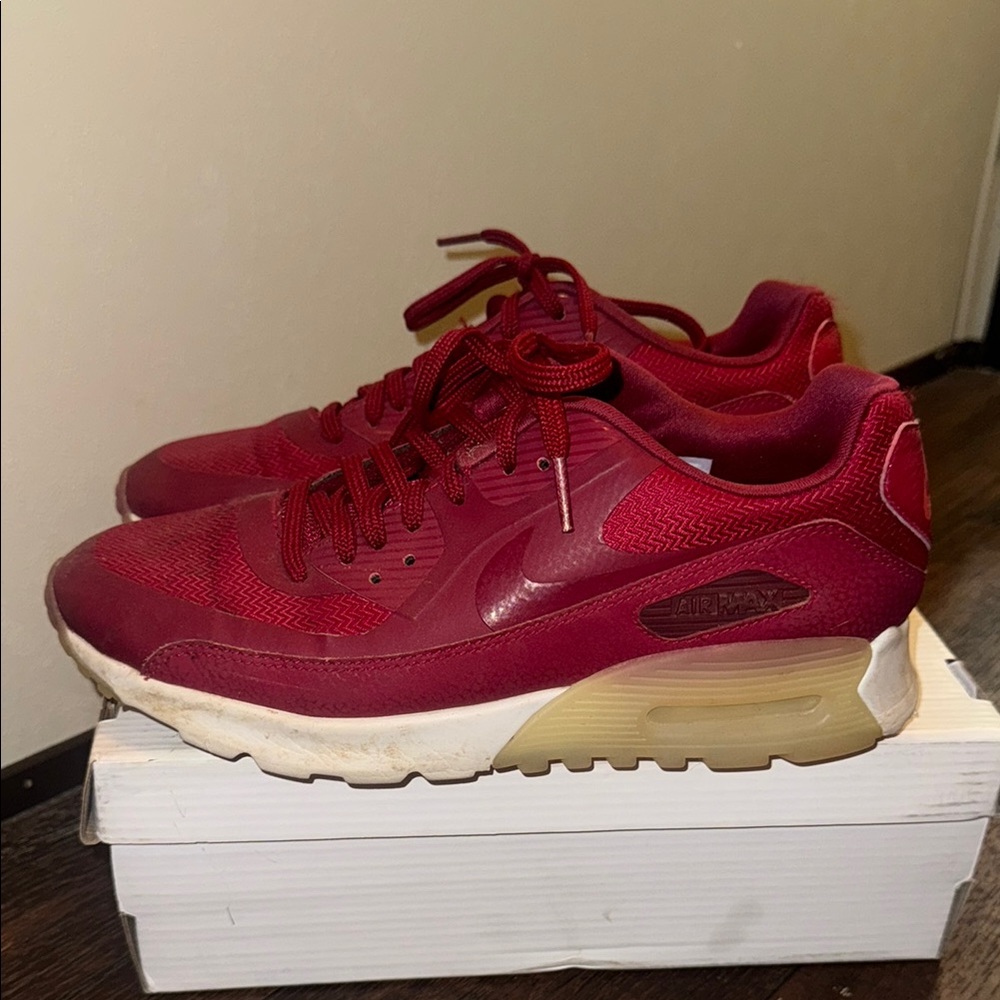 Nike Air Max Burgundy Sneakers